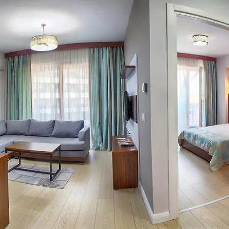 Termal'de Terasli Ve Sik 1+1 Daire Hotel
