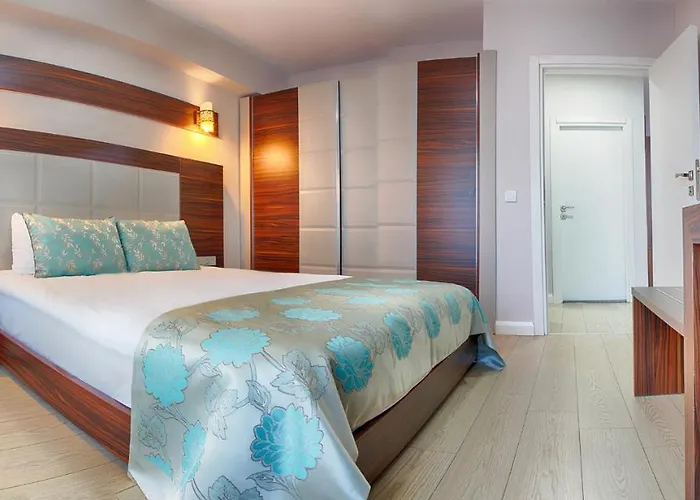 Hotel Termal'de Terasli Ve Sik 1+1