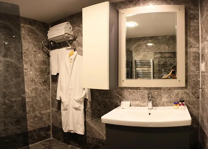 Termal'de Terasli Ve Sik 1+1 Hotel Sivas