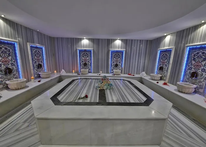 Termal'de Terasli Ve Sik 1+1 Hotel 5*