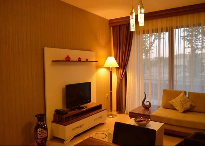 Termal'de Terasli Ve Sik 1+1 Hotel 5*